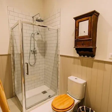 Barn Conversion, Dordogne La Tour-blanche Sleeps 12 *