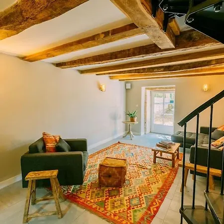 Barn Conversion, Dordogne La Tour-blanche Sleeps 12 펜션 Cercles