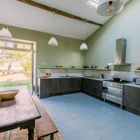 펜션 Barn Conversion, Dordogne La Tour-blanche Sleeps 12 Cercles