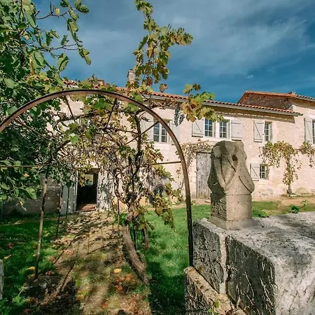 Barn Conversion, Dordogne La Tour-blanche Sleeps 12 펜션